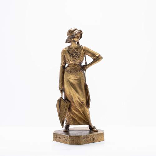 An Antique French Gilt Bronze Figure of an Elegant Lady image-1