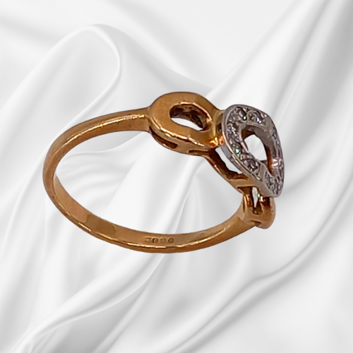 18ct Gold Diamond Unusual & Attractive Design Ring. London 1978 image-4