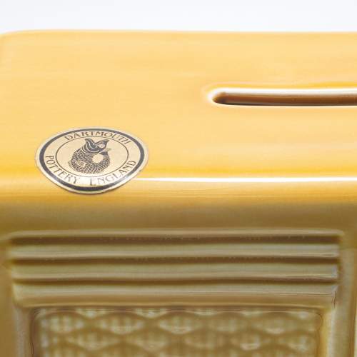 A Dartmouth Pottery Money Box Vintage Radio image-5