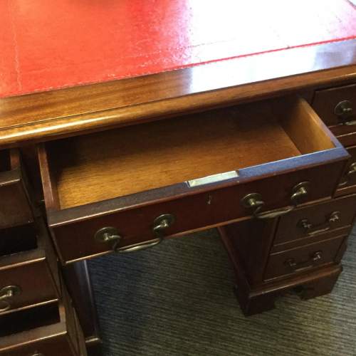 Vintage Ladies Desk in Mahogany with Red Leather Tooled Top image-4