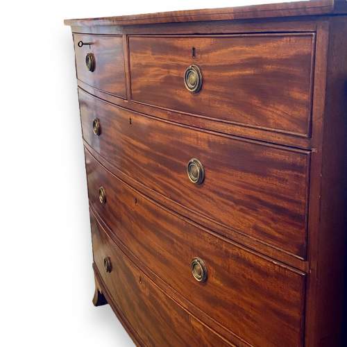 Victorian Bow Front Mahogany Chest of Drawers image-2