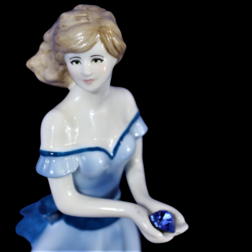 Royal Worcester Figurine Birthstone Crystal: Taurus image-1