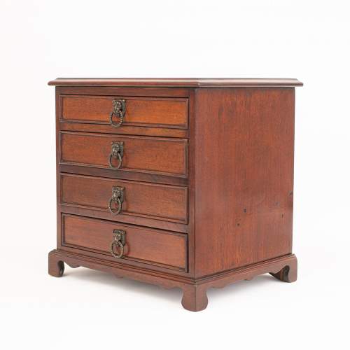 A Late Victorian Miniature Mahogany Chest of Drawers image-3