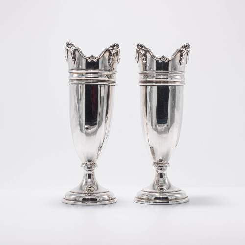 A Pair of Antique Trumpet Form Sterling Silver Vases image-2