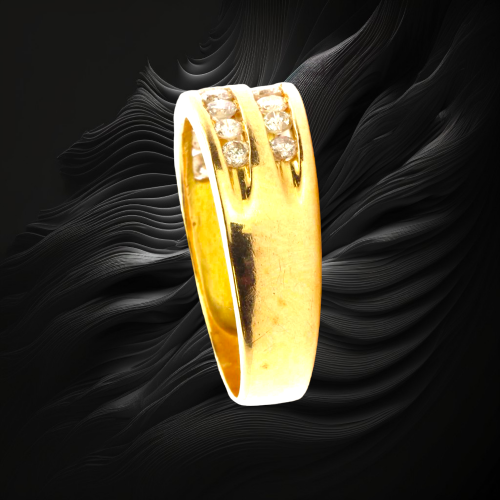 18ct Gold Multi Diamond Ring image-2