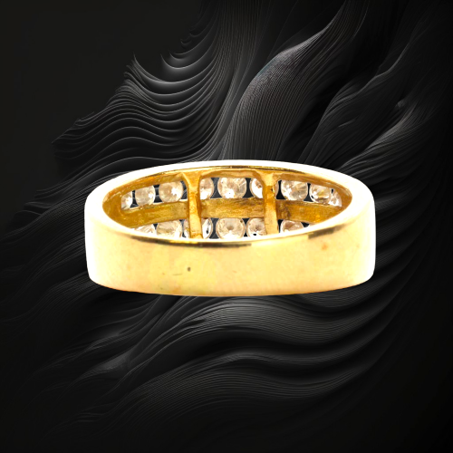 18ct Gold Multi Diamond Ring image-4