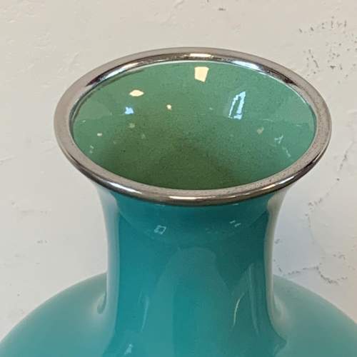 Japanese Emerald Green Enamel Vase from the Ando Jubei Workshop image-2
