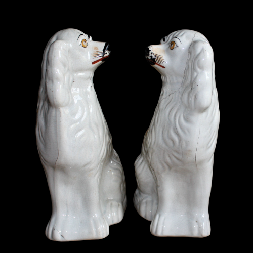 Early 20th Century Pair of White Staffordshire Spaniels image-5