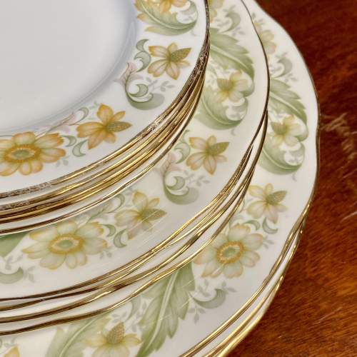 Thirty Two Piece Duchess Greensleeves Dinner Set image-4