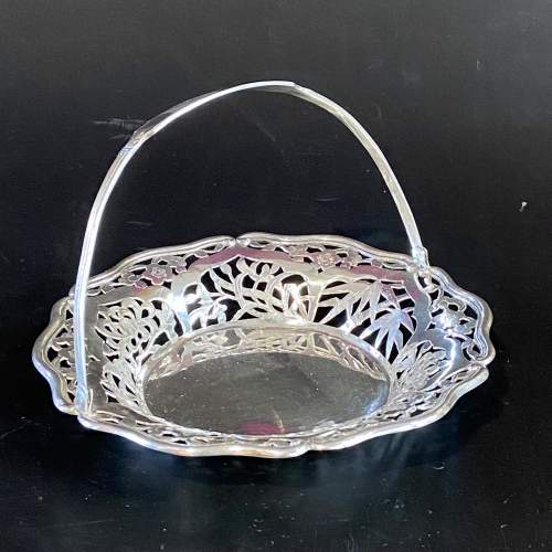Early 20th Century Shallow Yu Chang Silver Basket image-1
