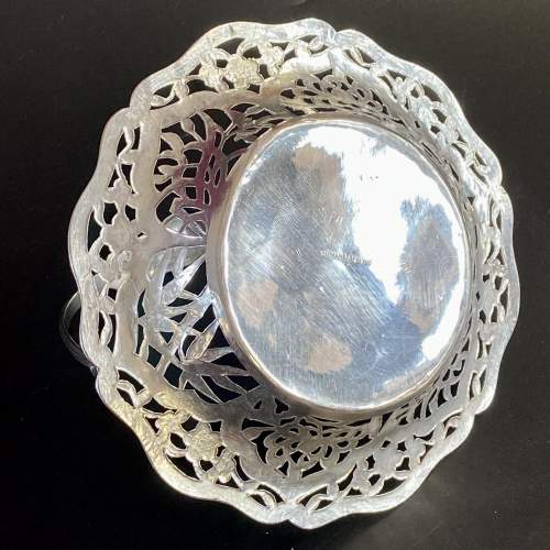 Early 20th Century Shallow Yu Chang Silver Basket image-4