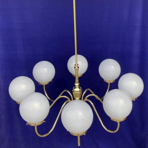 8-Arm Brass Electrolier with spherical Pearl-Glass Shades image-6