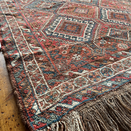 Hand Knotted Persian Shiraz Rug image-3
