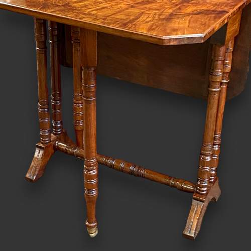 Victorian Walnut Sutherland Table image-4
