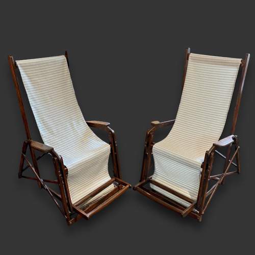 Pair of 1920s Reclining Foldaway Steamer Chairs image-1