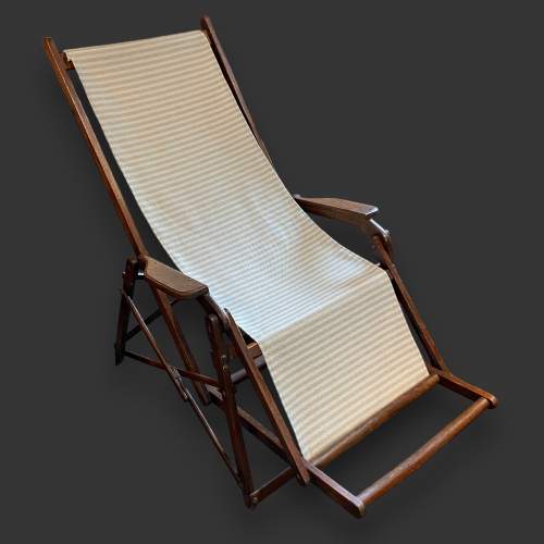 Pair of 1920s Reclining Foldaway Steamer Chairs image-3