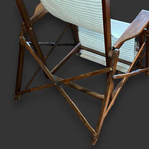 Pair of 1920s Reclining Foldaway Steamer Chairs image-6