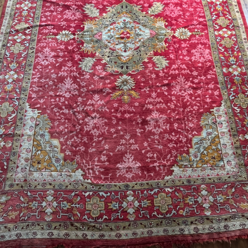 Antique Ushak Large Carpet Central Medallion image-3