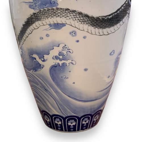 Large Japanese Arita Meiji Period Ovoid Vase image-6