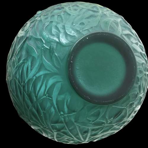 Rare 1920s R. Lalique Mistletoe Gui Green Vase image-4