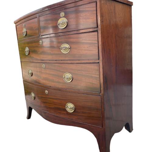 A 19th Century Mahogany  Bow Fronted Chest Of Drawers image-2