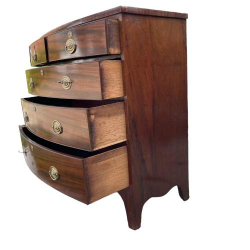 A 19th Century Mahogany  Bow Fronted Chest Of Drawers image-3