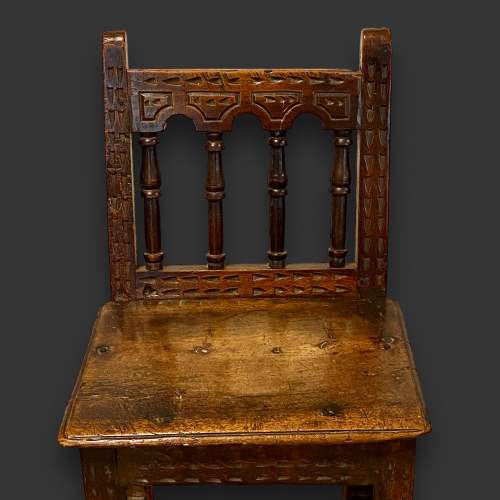 Early 17th Century English Fruitwood Chair image-3