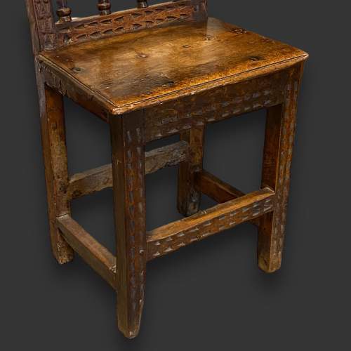 Early 17th Century English Fruitwood Chair image-6