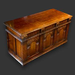 Titchmarsh and Goodwin Oak Coffer