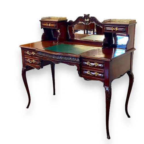 Late Victorian Mahogany Ladies Writing Table image-2