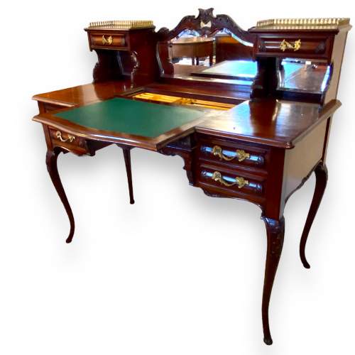Late Victorian Mahogany Ladies Writing Table image-3
