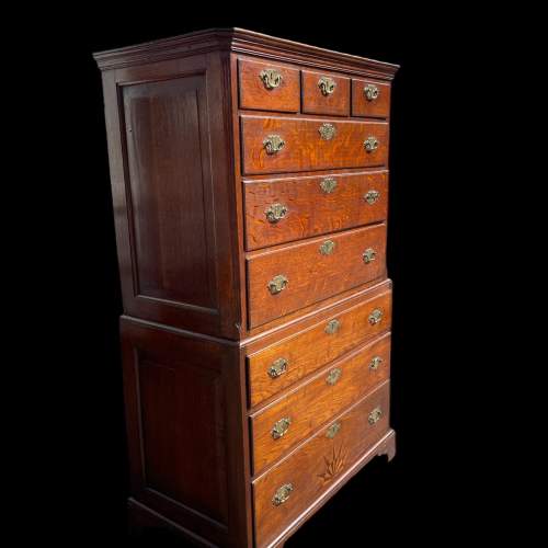 A Fine George III Oak Chest On Chest image-4