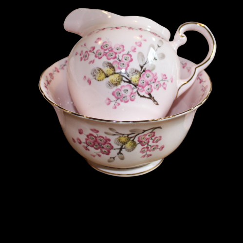 Vintage Tuscan Fine English Bone China April Beauty Tea Service image-4