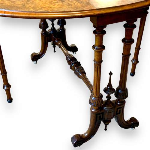 Victorian Figured Walnut Sutherland Table image-3