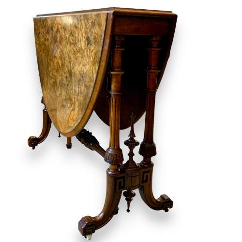 Victorian Figured Walnut Sutherland Table image-5