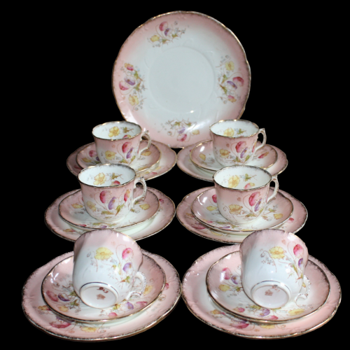 Delicate Victorian China Cups and Saucers - 6 Place Setting image-1
