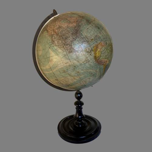 Vintage German Globe by Peter Oestergaard Berlin image-3