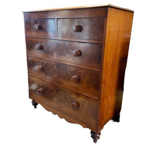 A Victorian Flamed Mahogany Chest of Drawers image-1