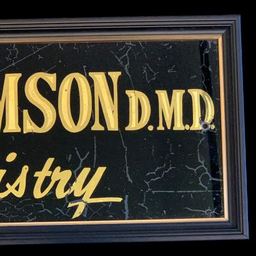 Early 20th Century Gilded Glass Dentist Sign image-4