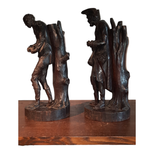 A Pair of Black Forest Figures Sculptures of a Rich Man and Poor Man image-4