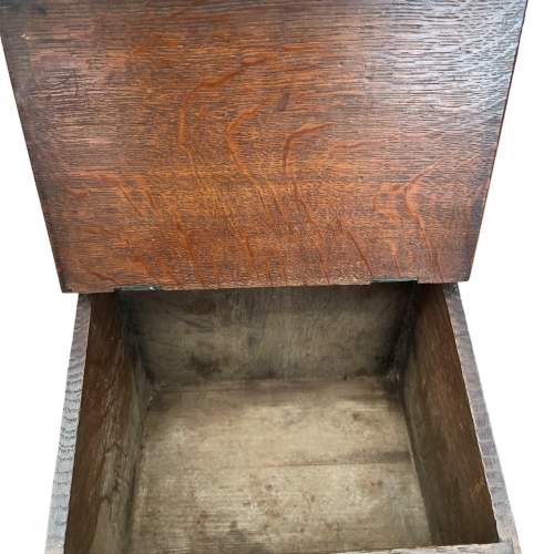 A Quality Georgian Oak Candle Salt Box image-5