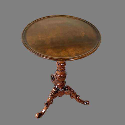 An Elegant Victorian Walnut Tilt Top Wine Table image-2