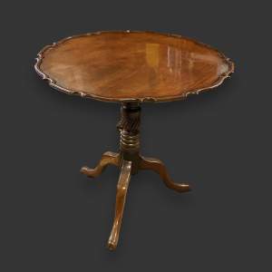 18th Century Mahogany Pie Crust Tilt Top Table