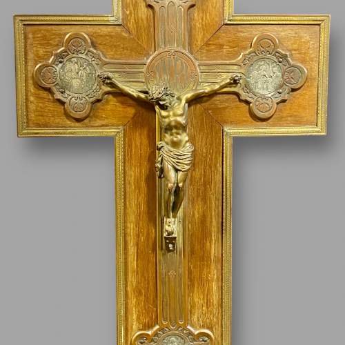 Early 20th Century Fratelli Bertarelli Bronze Crucifix image-2