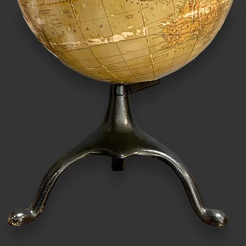 Vintage 1930s American Table Globe image-5