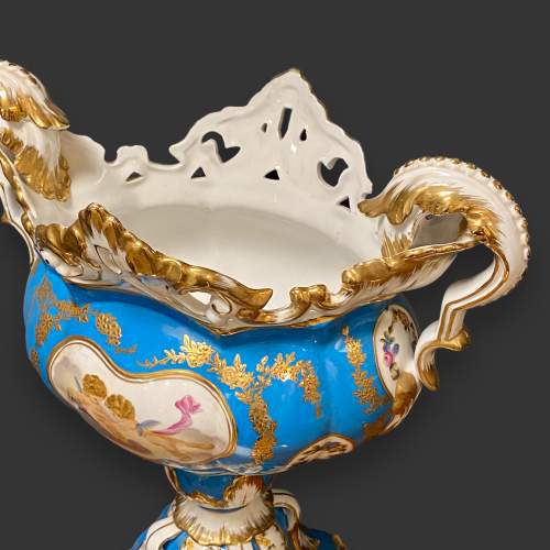 Pair of 19th Century Sevres Style Porcelain Jardinières image-4