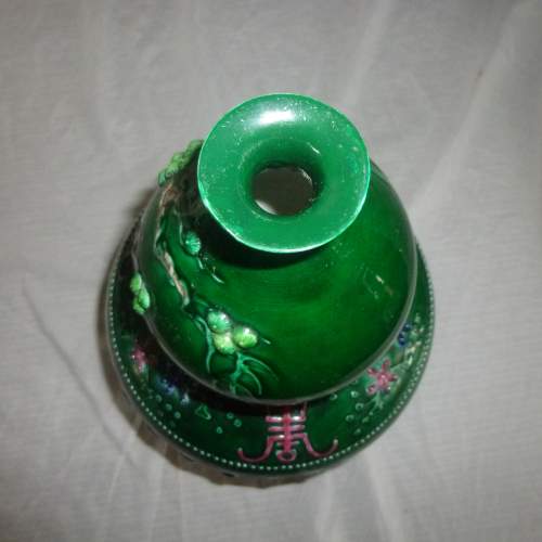 20th Century Chinese Emerald Green Lattice Vase with Painted Flowers image-6