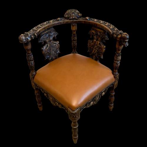 Pair of Italian Renaissance Carved Corner Chairs image-2