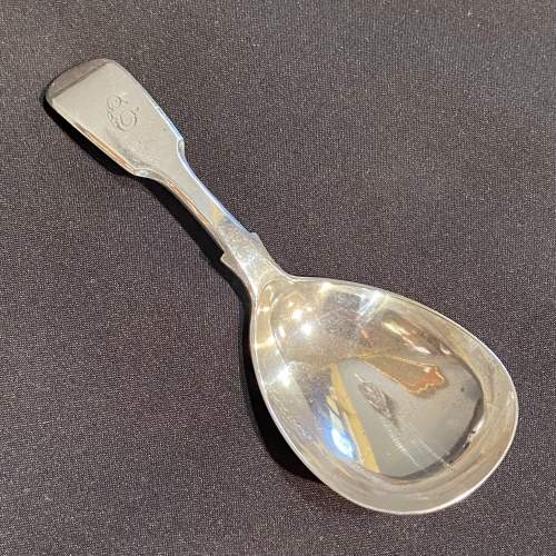 Early Victorian Silver Fiddle Pattern Caddy Spoon image-1