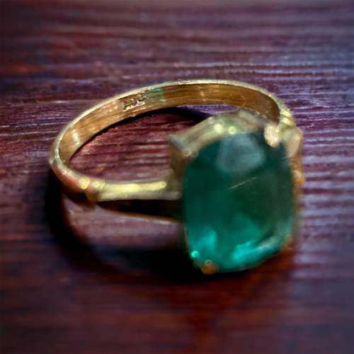 9ct Gold Emerald Cocktail Ring image-2